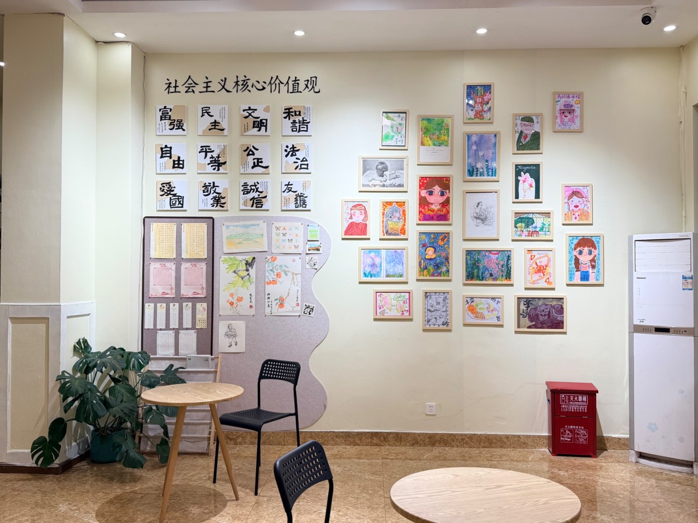 梵音柒月艺术培训学校
