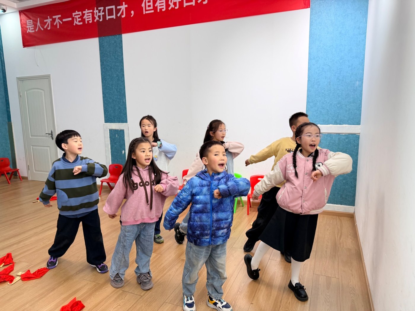 梵音柒月艺术培训学校